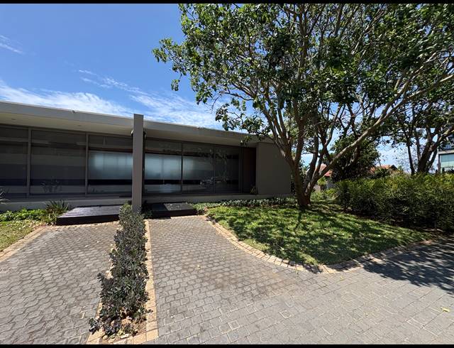 3 BEDROOM CLUSTER FOR SALE IN ZIMBALI ESTATE